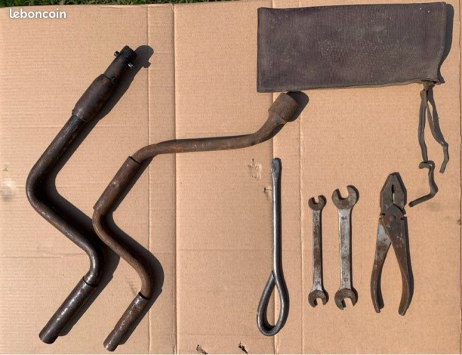 lot de bord 3 lbc fabien.jpg (139.94 Kio) Vu 12429 fois lot de bord complet avec trousse Fabien