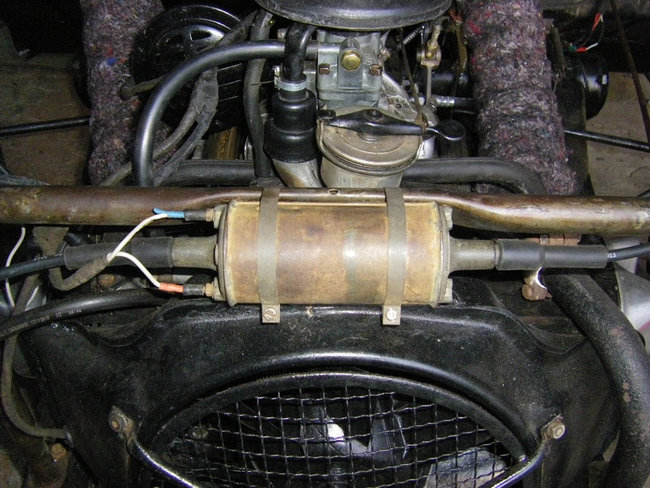 IMGP7876_R.JPG (572.53 Kio) Vu 9282 fois Bobine métallique ronde accessoire d'époque.