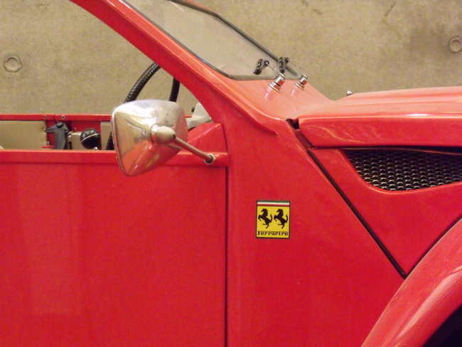 2 CV Ferrarire.jpg