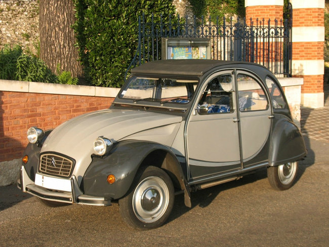 2CVGRISE.jpg (562.57 Kio) Vu 3792 fois 2CVGRISE.jpg