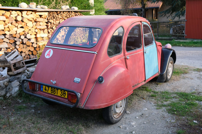 2CV-derriere.JPG