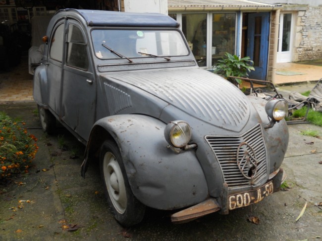 2 CV A 10-1950.jpg