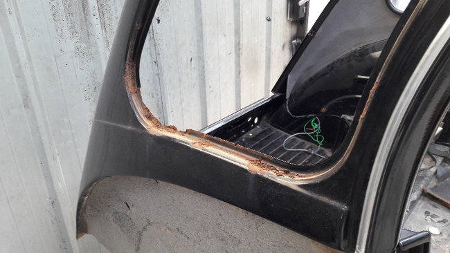 20170613_112009.jpg (422.07 Kio) Vu 12132 fois rouille custode quelle horreur