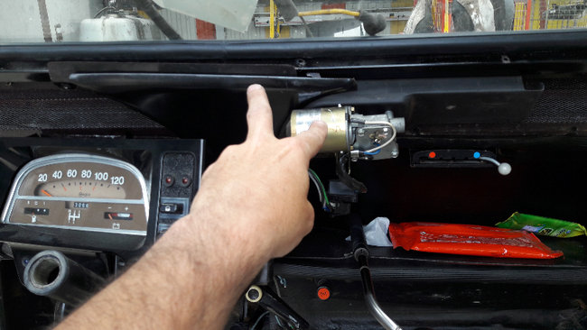 20170613_124423.jpg (446.05 Kio) Vu 12132 fois reloud enlever le moteur sans tout demonter