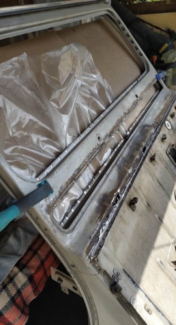 IMG_20230802_171328.jpg (128.13 Kio) Vu 8487 fois Dépointage des 106 points de soudures !