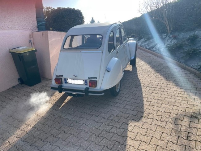 2cv0001.jpg