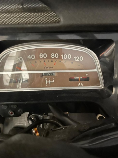 2cv0004.jpg