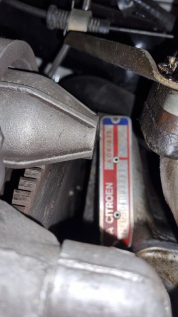 moteur 2cv 1.jpg
