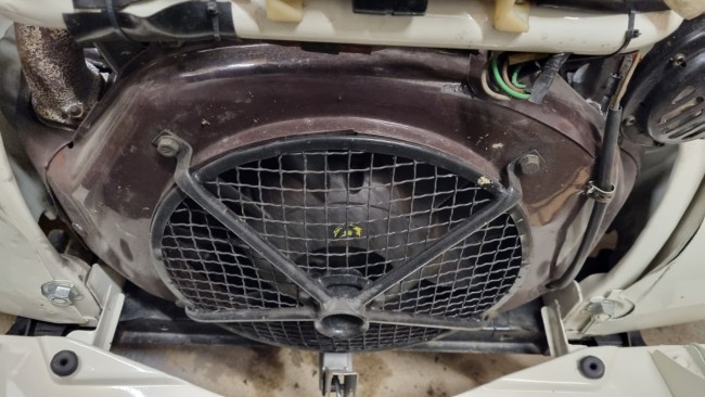 moteur 2cv 7.jpg