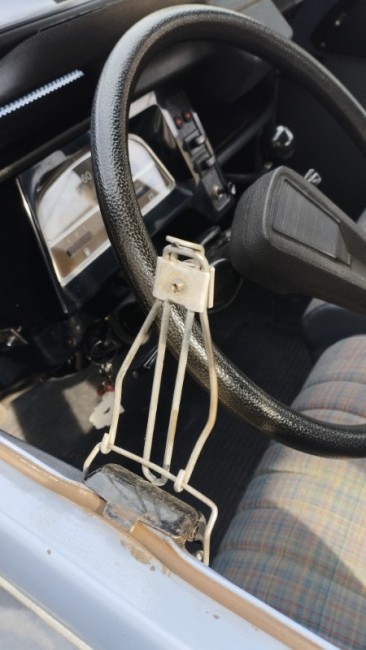 Intèrier 2 cv 4.jpg
