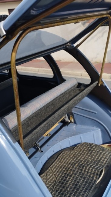 Intèrier 2 cv 5.jpg