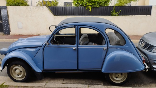 Citroen 2 cv  4.jpg