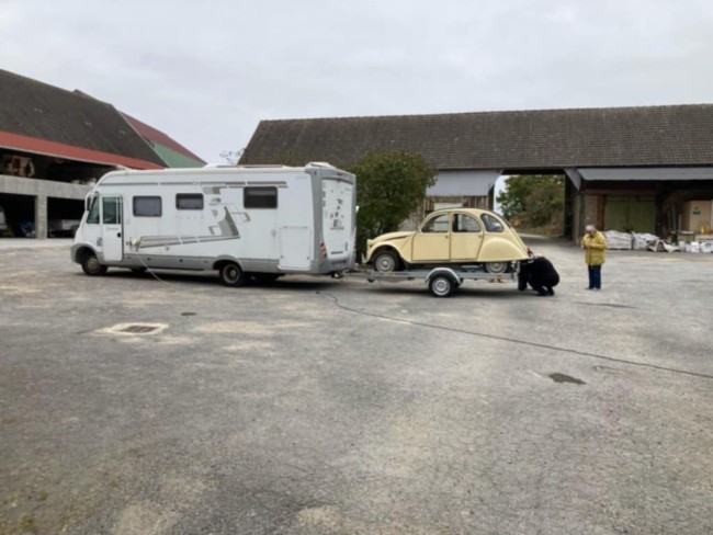 attelage.jpg (121 Kio) Vu 3225 fois pret a partir au loin !!