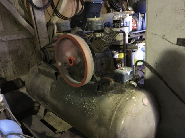 Compresseur_De VilBISS.JPG