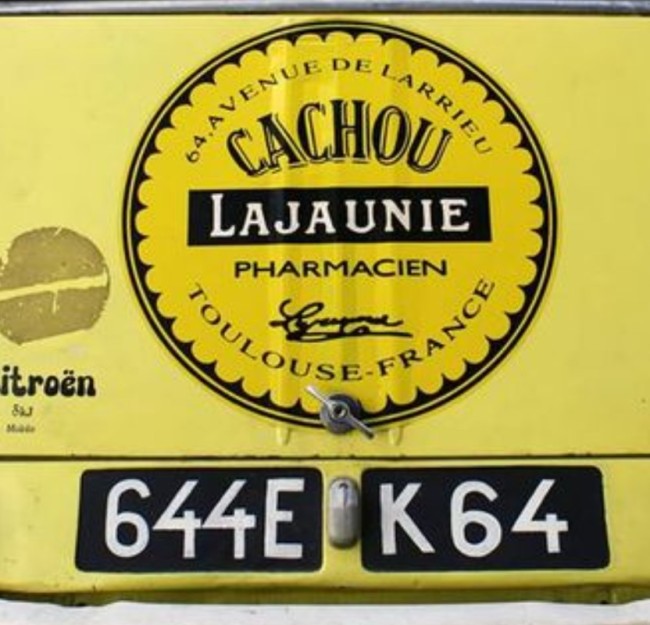 La poignée pas droite