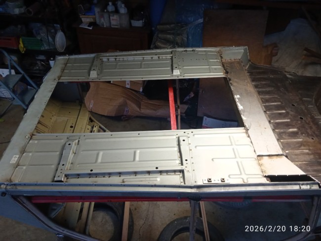 Les planchers et le nouveau caisson refait avec une tôle de 1mm