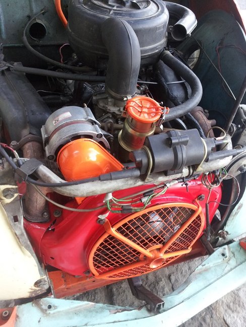 8ter.jpg (227.47 Kio) Vu 14670 fois moteur monté