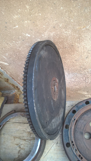 Volant moteur  de biais extérieur.jpg